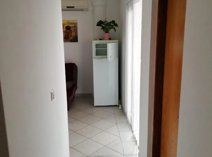 Cozy Tuka 4 Near The Апартаменты Вир